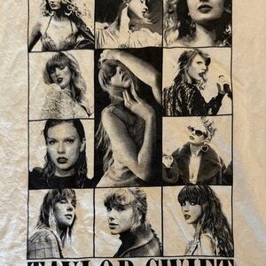 Taylor Swift The Eras Tour Beige T-Shirt Size Medium Official Merch